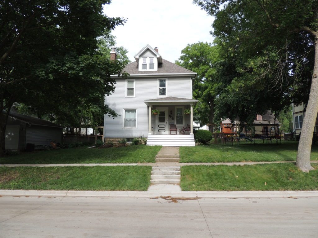 Photo of house at 609 5th Avenue