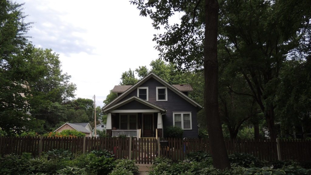 Photo of house at 609 6th Street