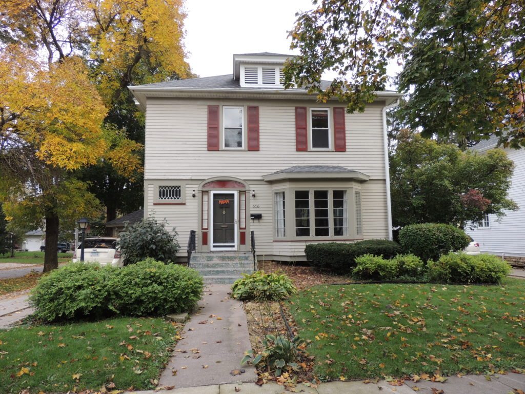 Photo of house at 616 5th Avenue