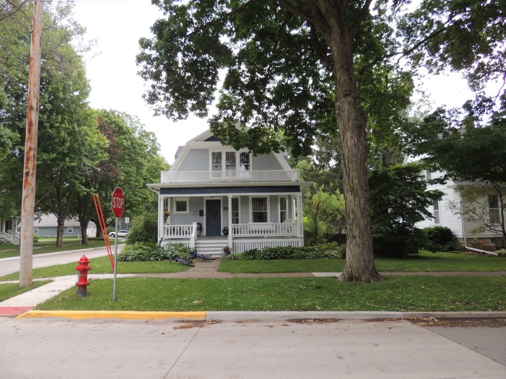 Photo of house at 616 7th Avenue