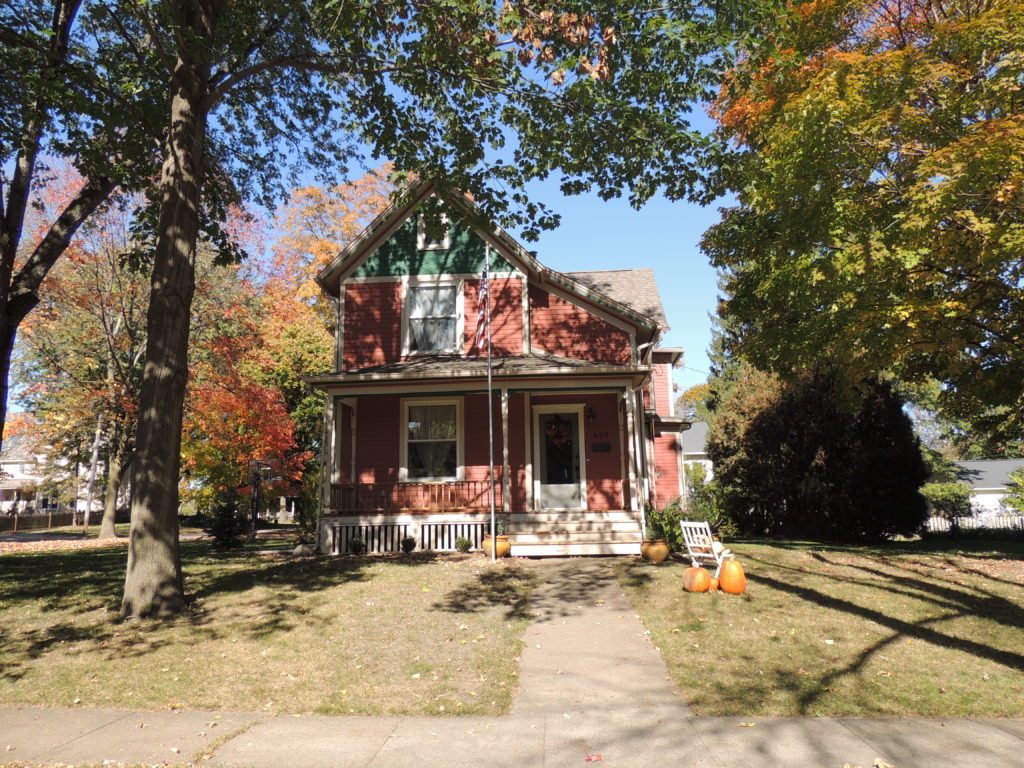 Photo of house at 7th Avenue and 6th Street