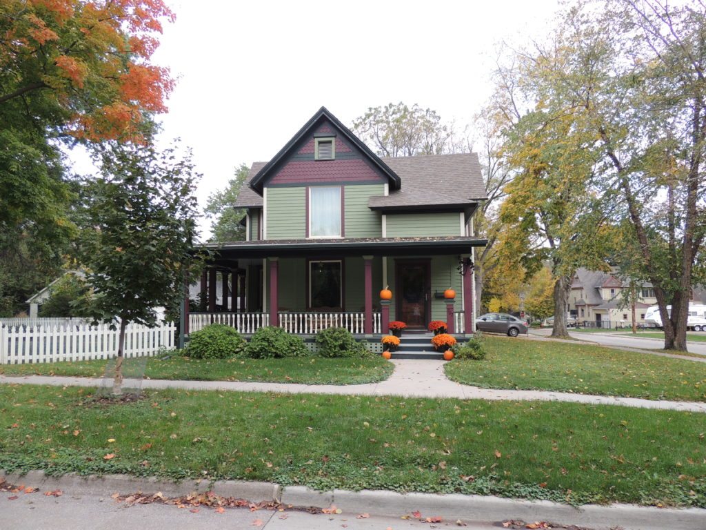 Photo of house at 6th Street and 7th Avenue
