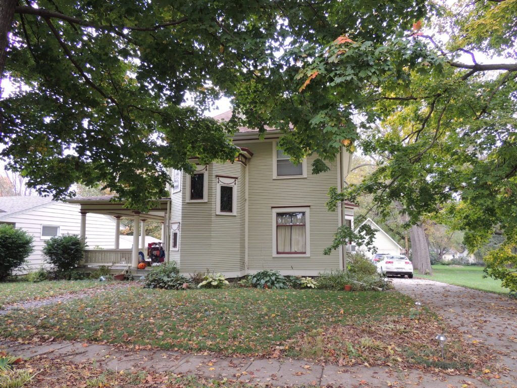 Photo of house at 724 5th Avenue