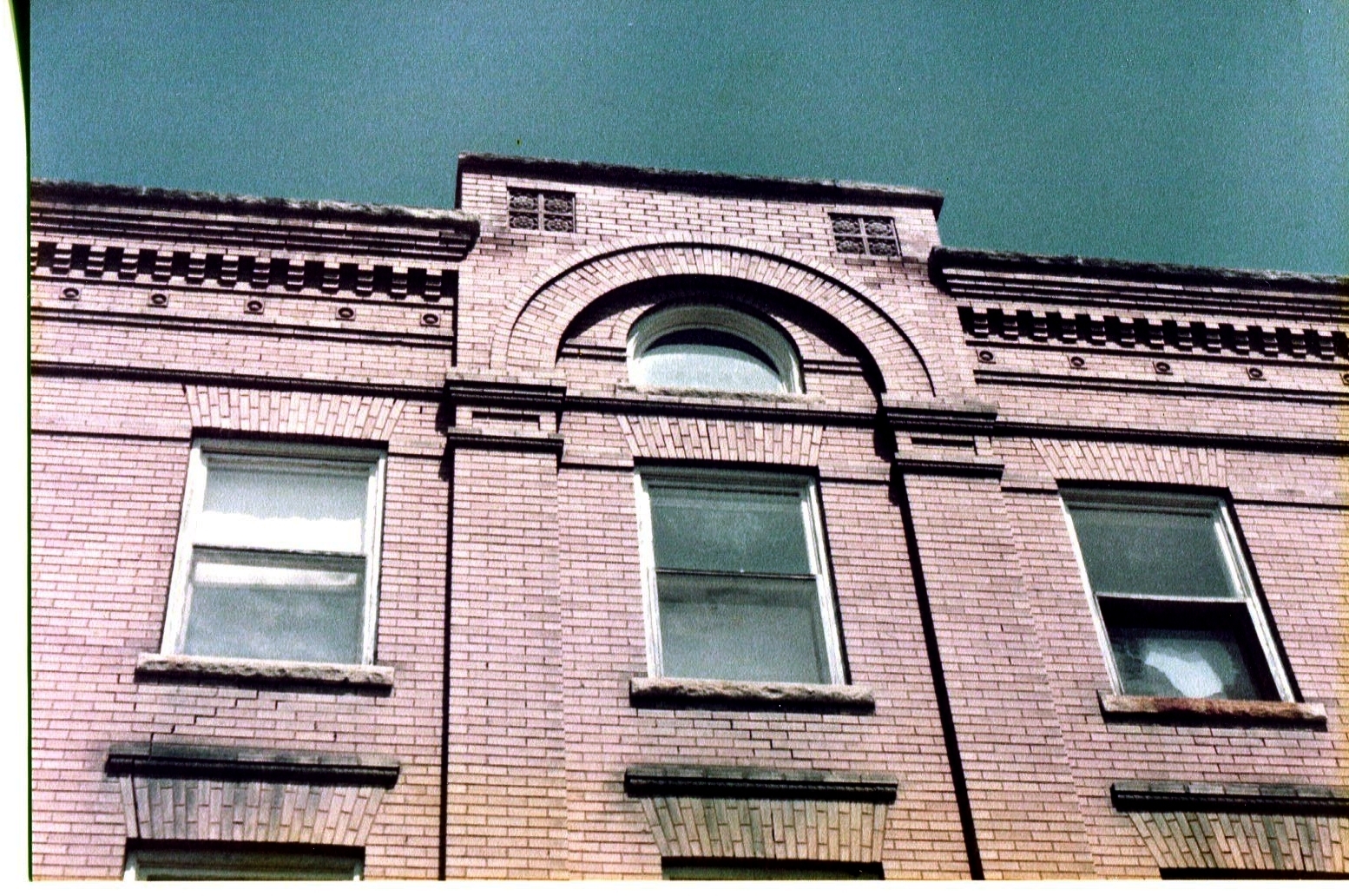 photo of Altoona Hall South Side