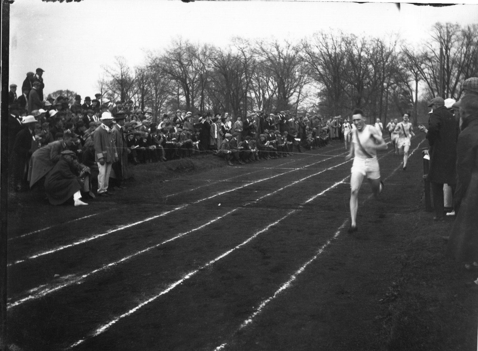 photo of Cornell College Track Race