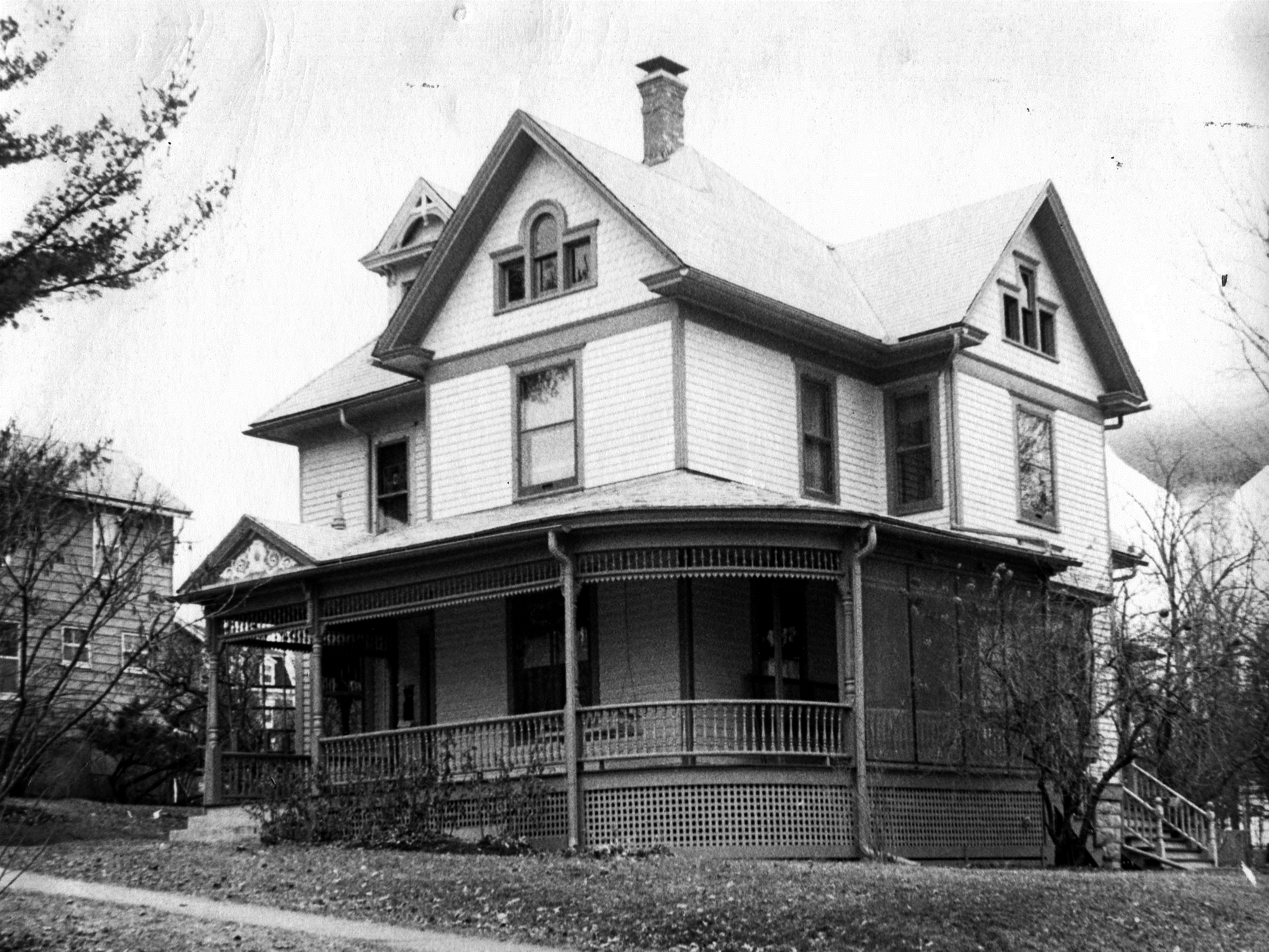 photo of Mount Vernon House-1890