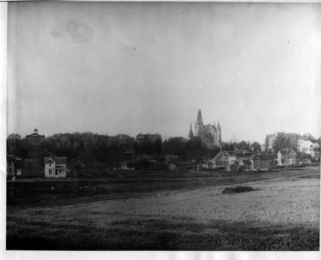 photo of View of Cornell College Campus