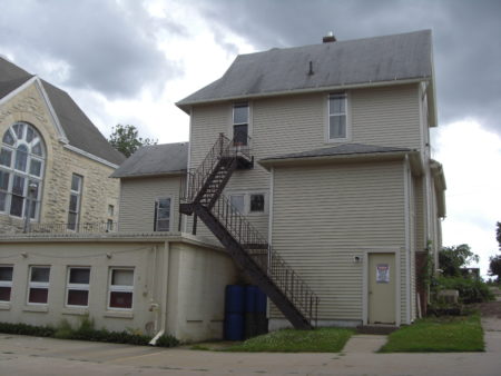 photo of Back of an Unidentified House