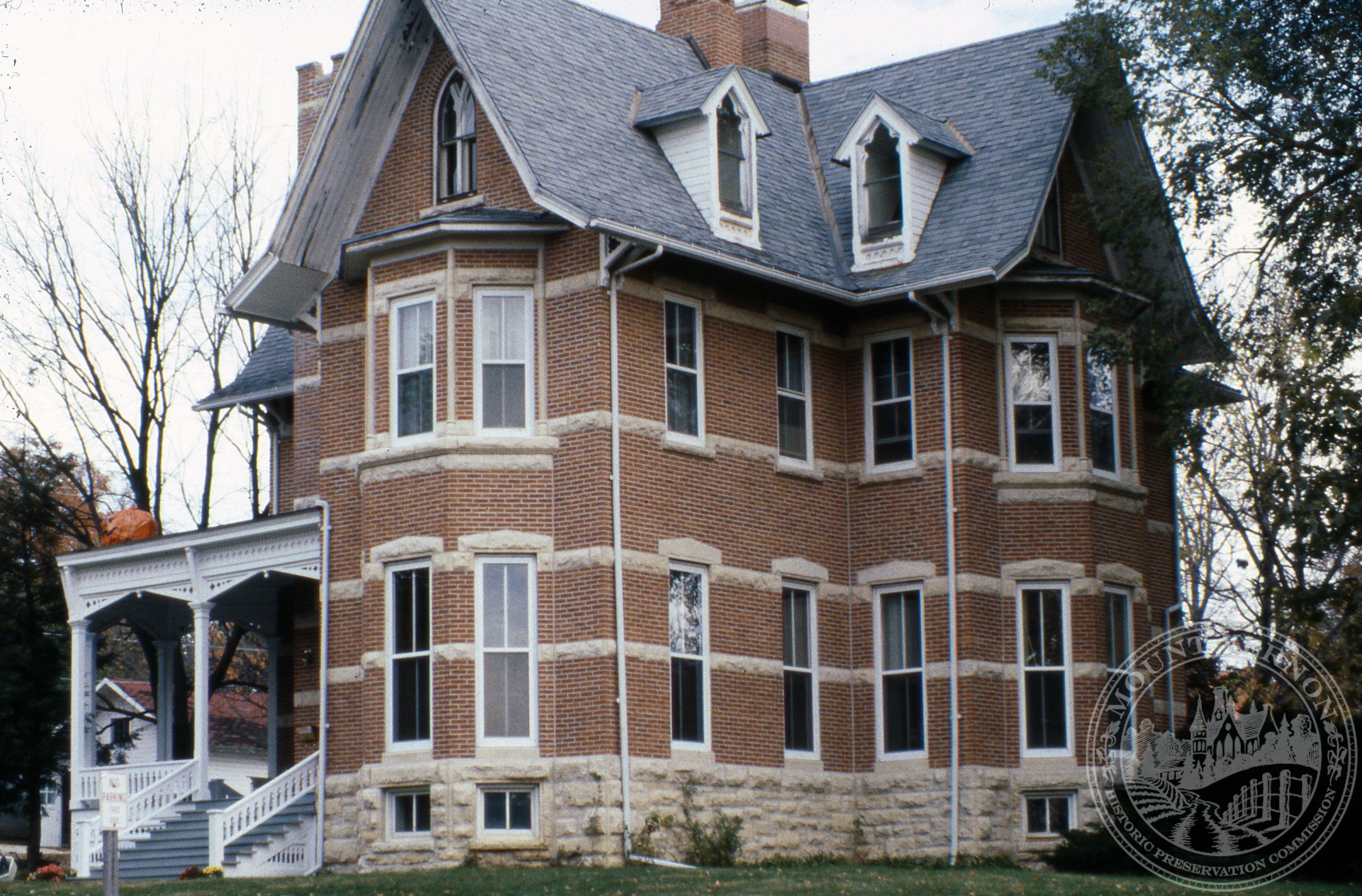 Photo of house at corner of 4th Avenue and 2nd Street SW