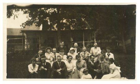 photo of Family Gathering at Palisades-Kepler State Park