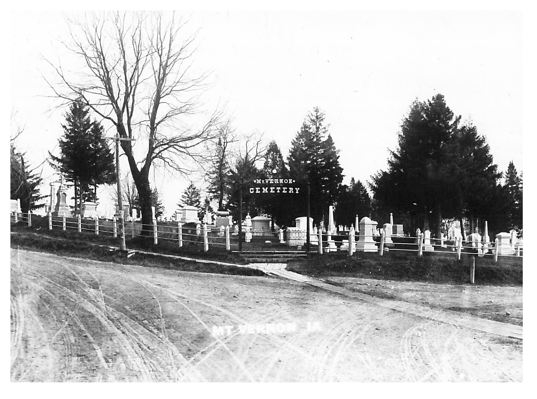 photo of Mount Vernon Cemetery