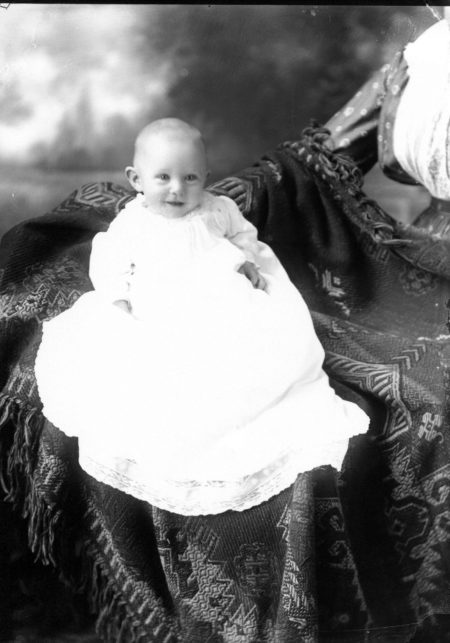 photo of Unidentified Child-1915