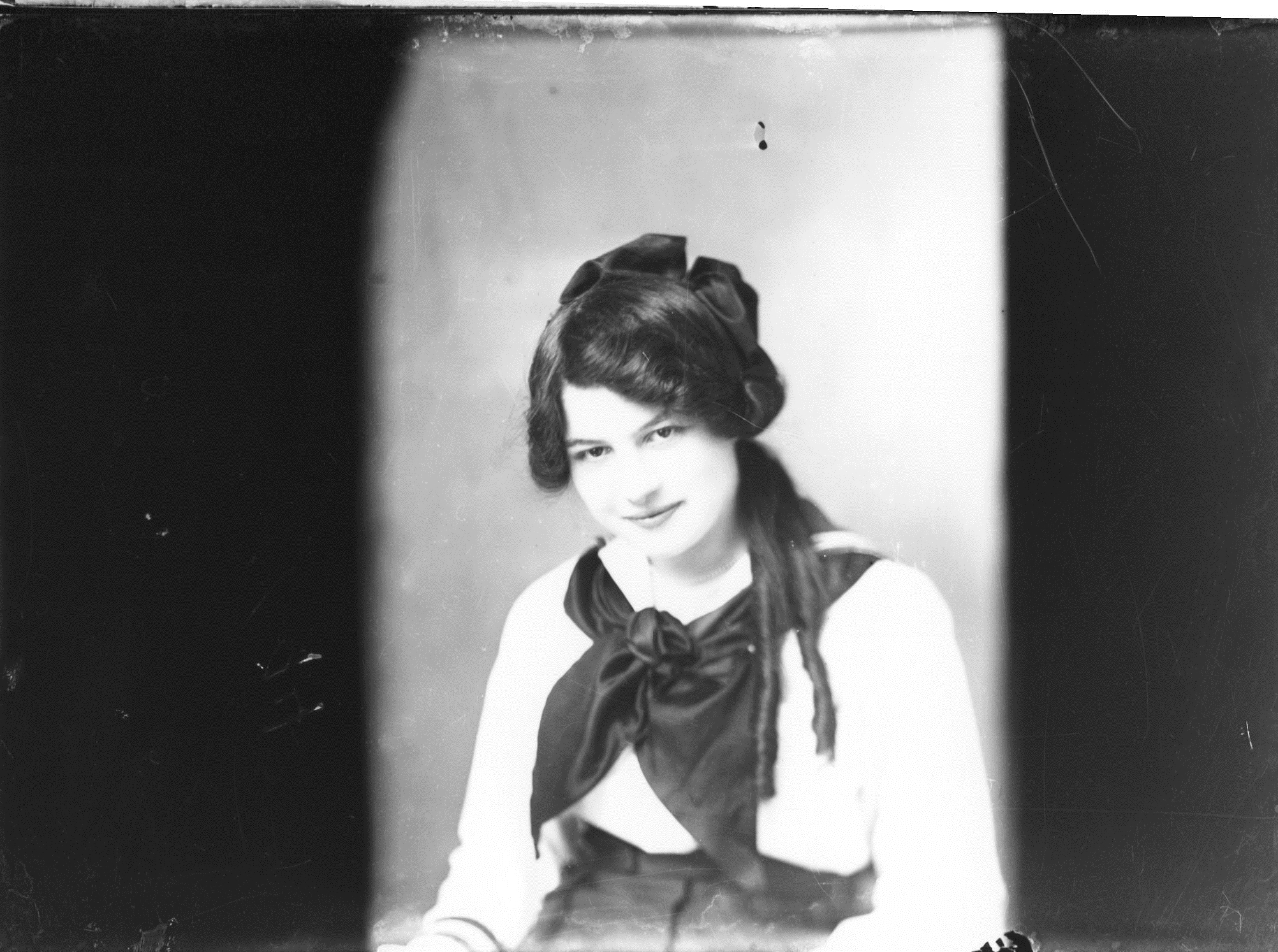 photo of Unidentified Cornell Student-1915
