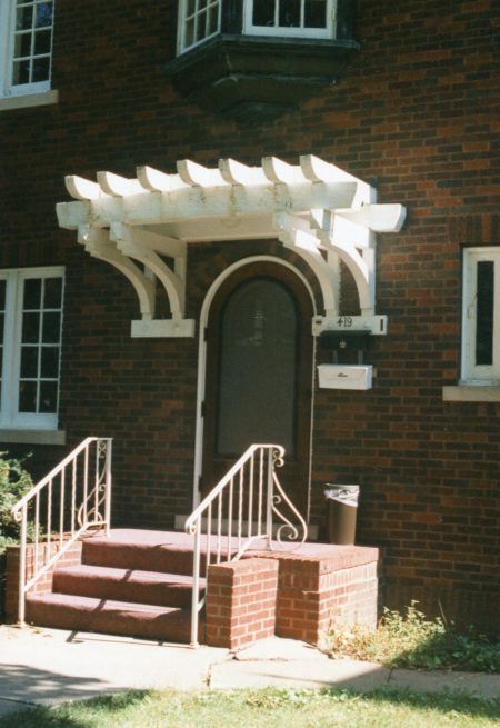 photo of house 419 Second Street SW