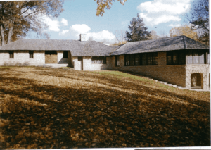 Lodge in Palisades State Park. A single story stone building in a rustic setting