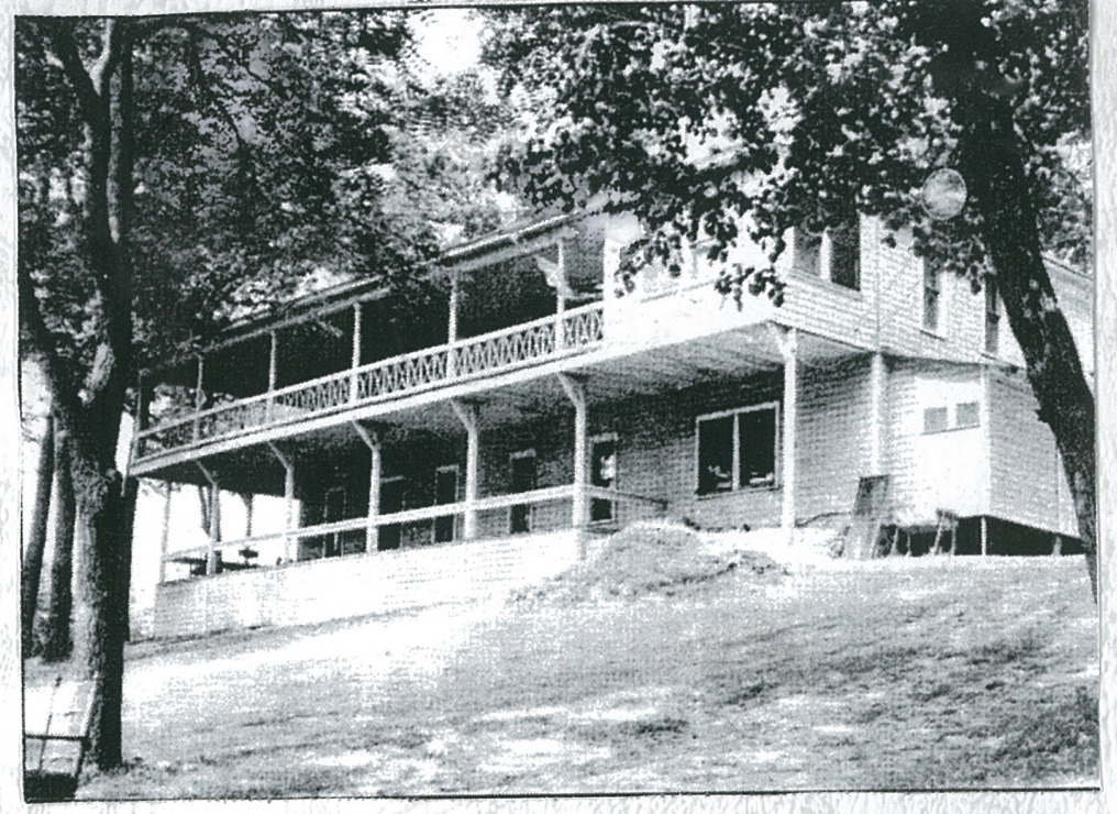 Photo of the Cedar Springs Hotel when it was new