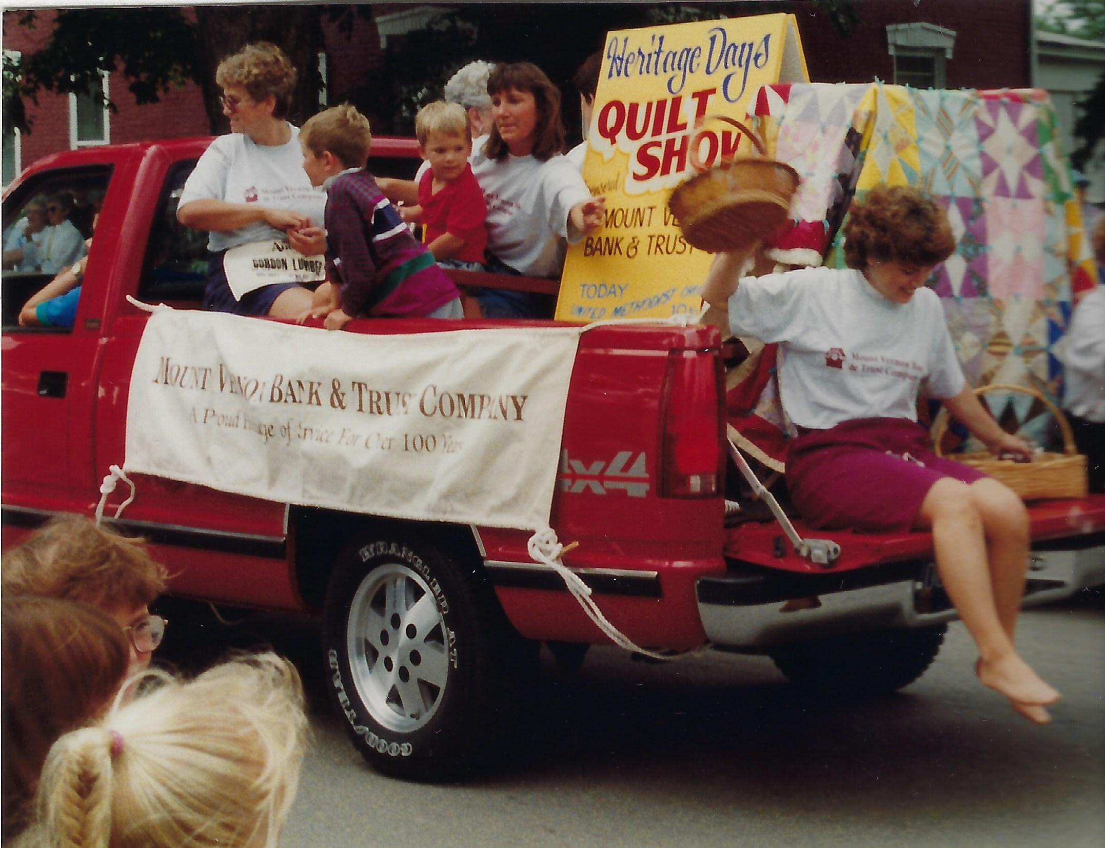 Photo of Heritage Day Parade, Mount Vernon Bank-1994