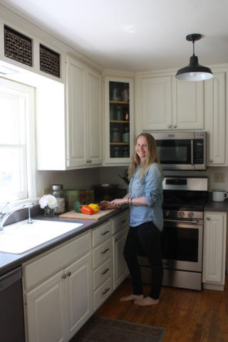 Photo of kitchen at 606 Eighth Avenue NW