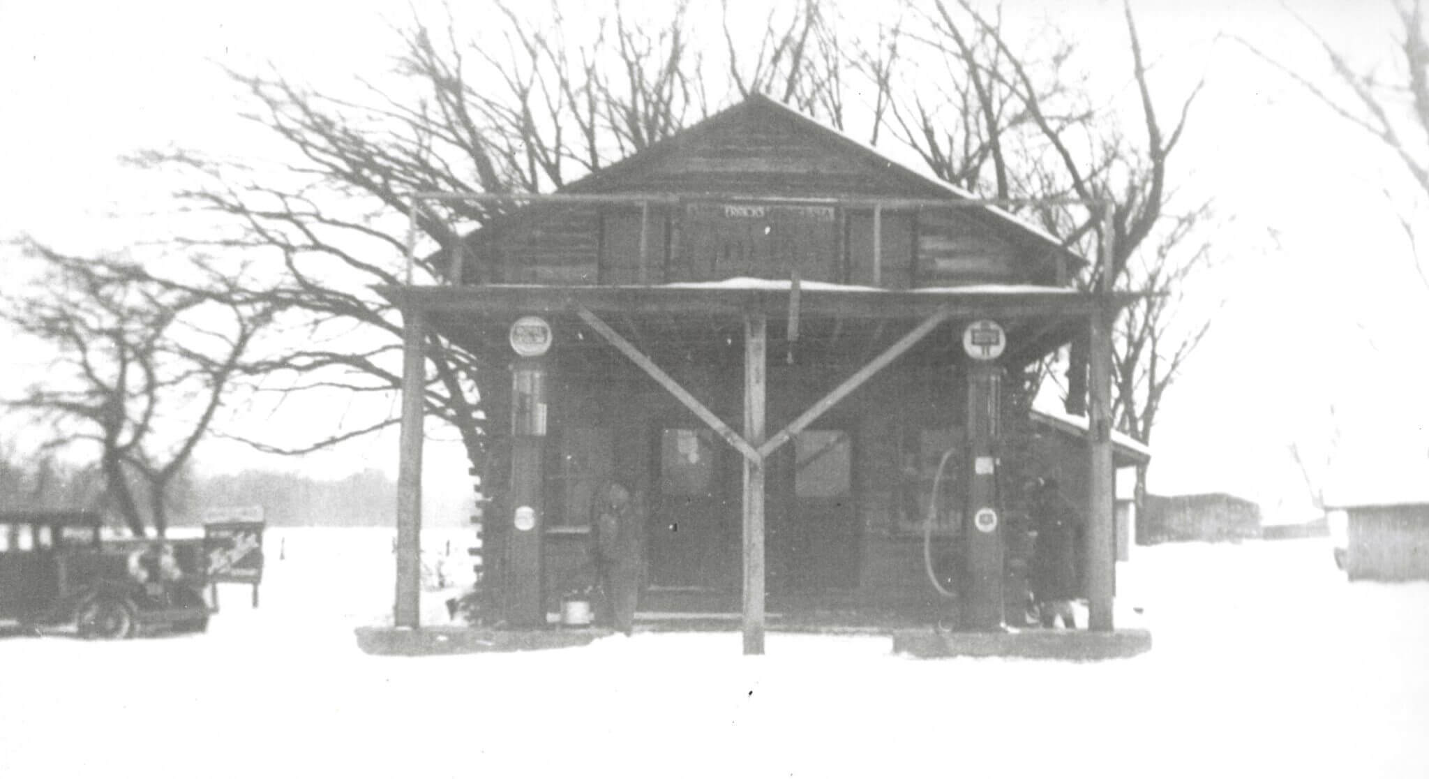 Standard Gasoline Station at Ivanhoe Mount Vernon Historic